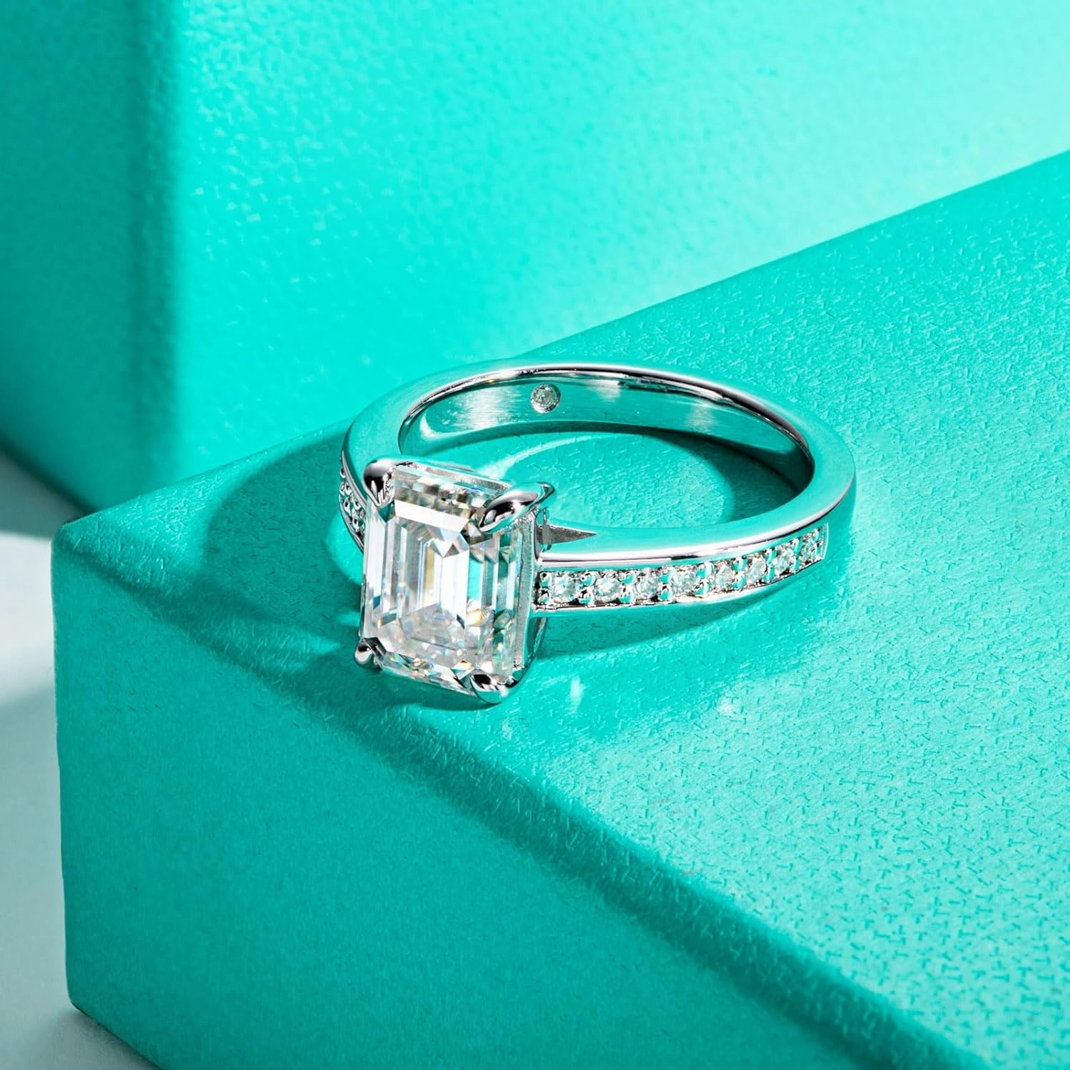 AnuClub Moissanite Wedding Ring 3.2-4cttw(3CT Center Stone) D Color VVS1 925 Sterling Silver Radiant/Emerald/Pear Cut Engagement Promise Rings for Women with Certificate