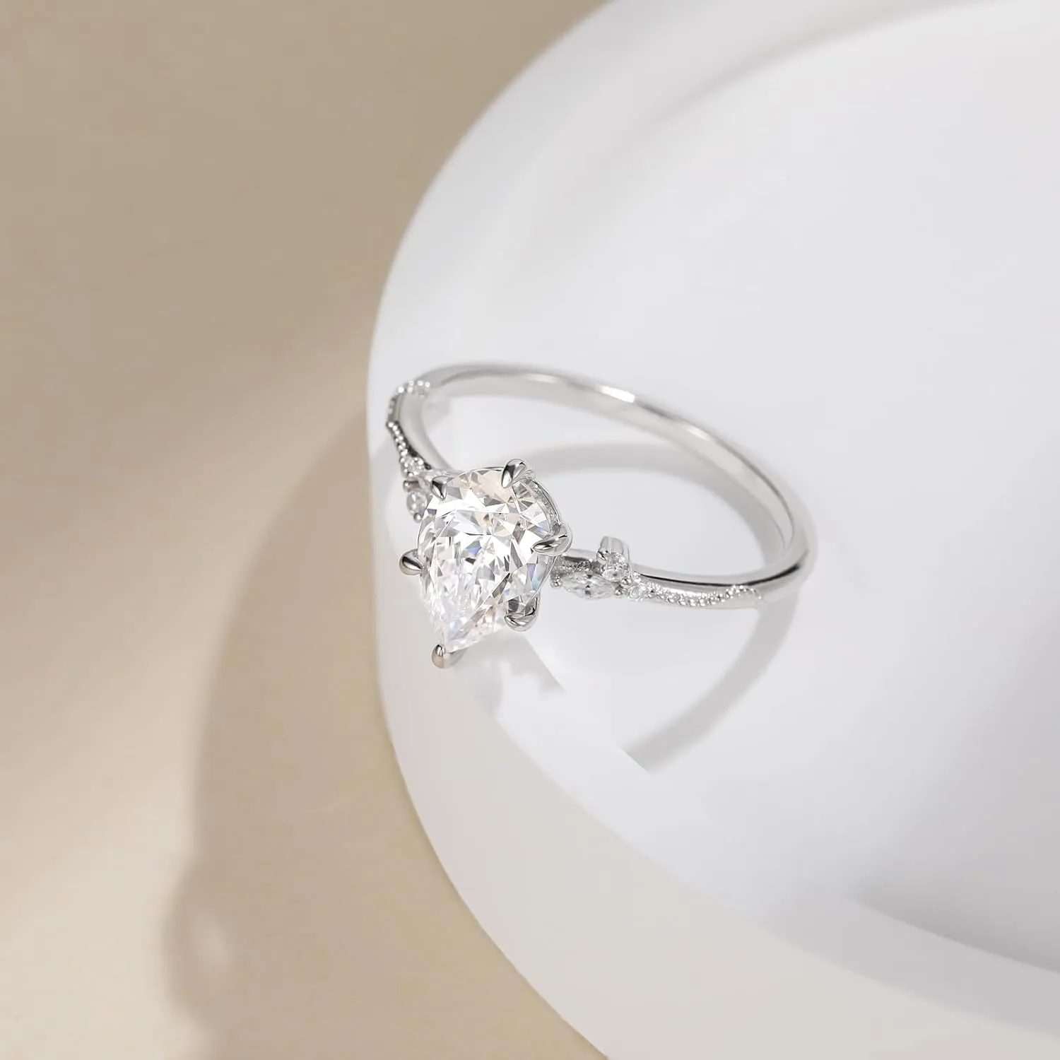 EAMTI 2CT 925 Sterling Silver Engagement Rings Pear Cut Wedding Teardrop Bridal Halo Cubic Zirconia Promise Rings for Women Size 3-11