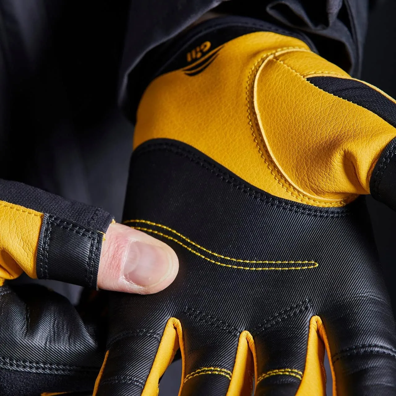 Gill Long Finger Pro Sailing Gloves - Sailing, Paddle & Board Sports, Kayaking or Windsurfing