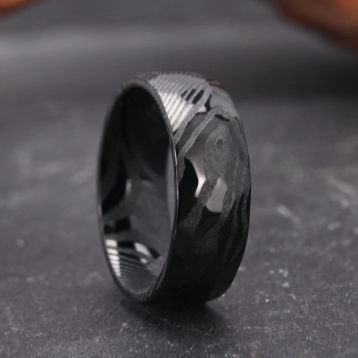 Gold Black Damascus Steel Rings for Men Women 8mm Men's Wedding Bands Classic Fashion Comfortable Fit Suitable for Couples Dating and Engagement