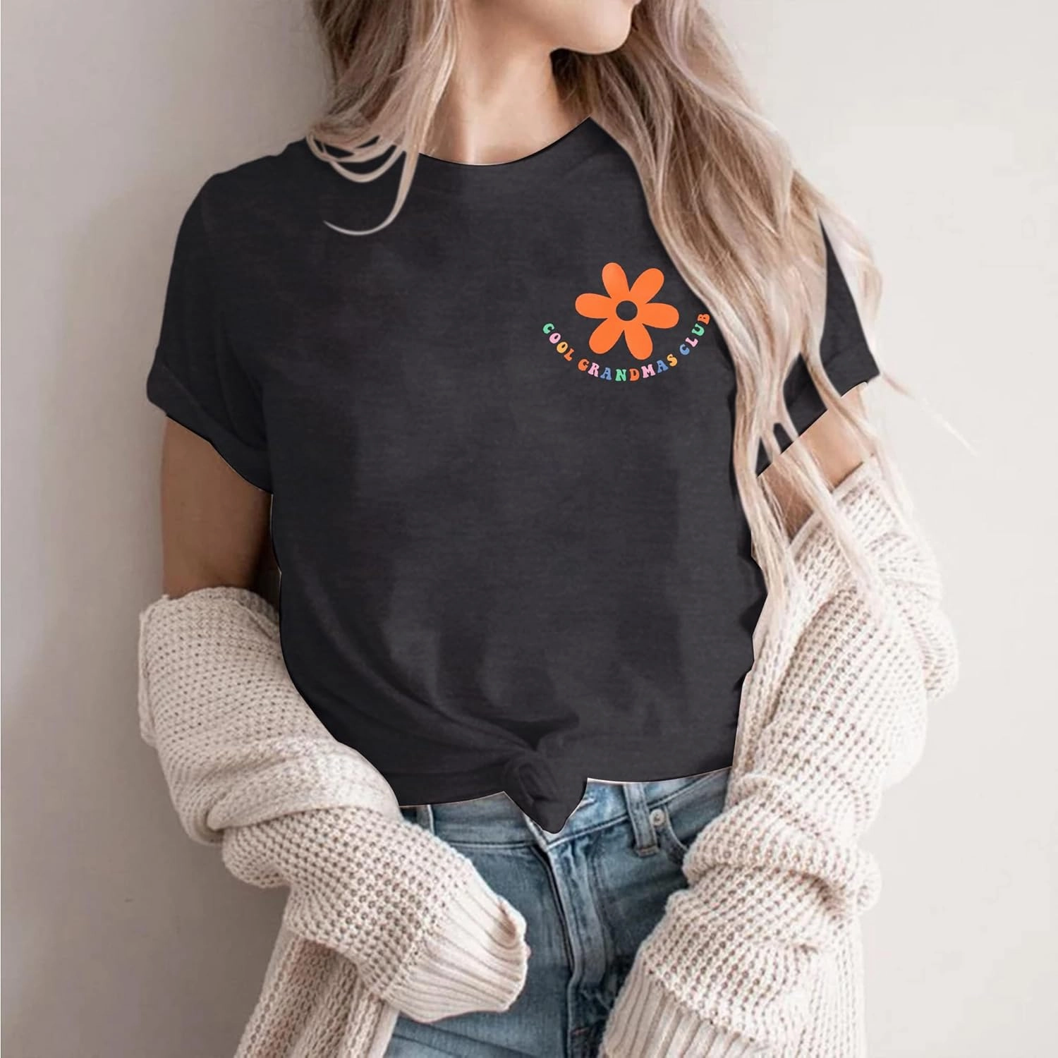 Grandma Shirt Woman Cool Grandma Club T-Shirt Floral Graphic Tee Nana Gifts Shirts Funny Letter Print Tops