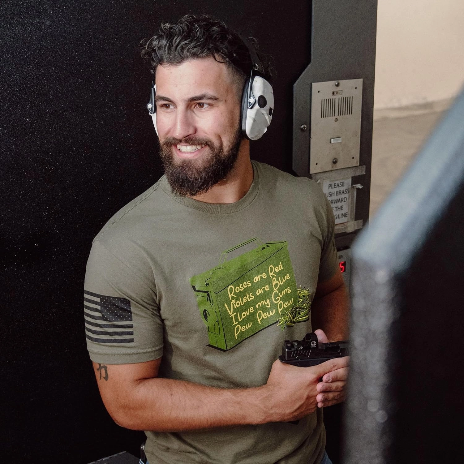 Grunt Style Love Guns Poem Men's T-Shirt