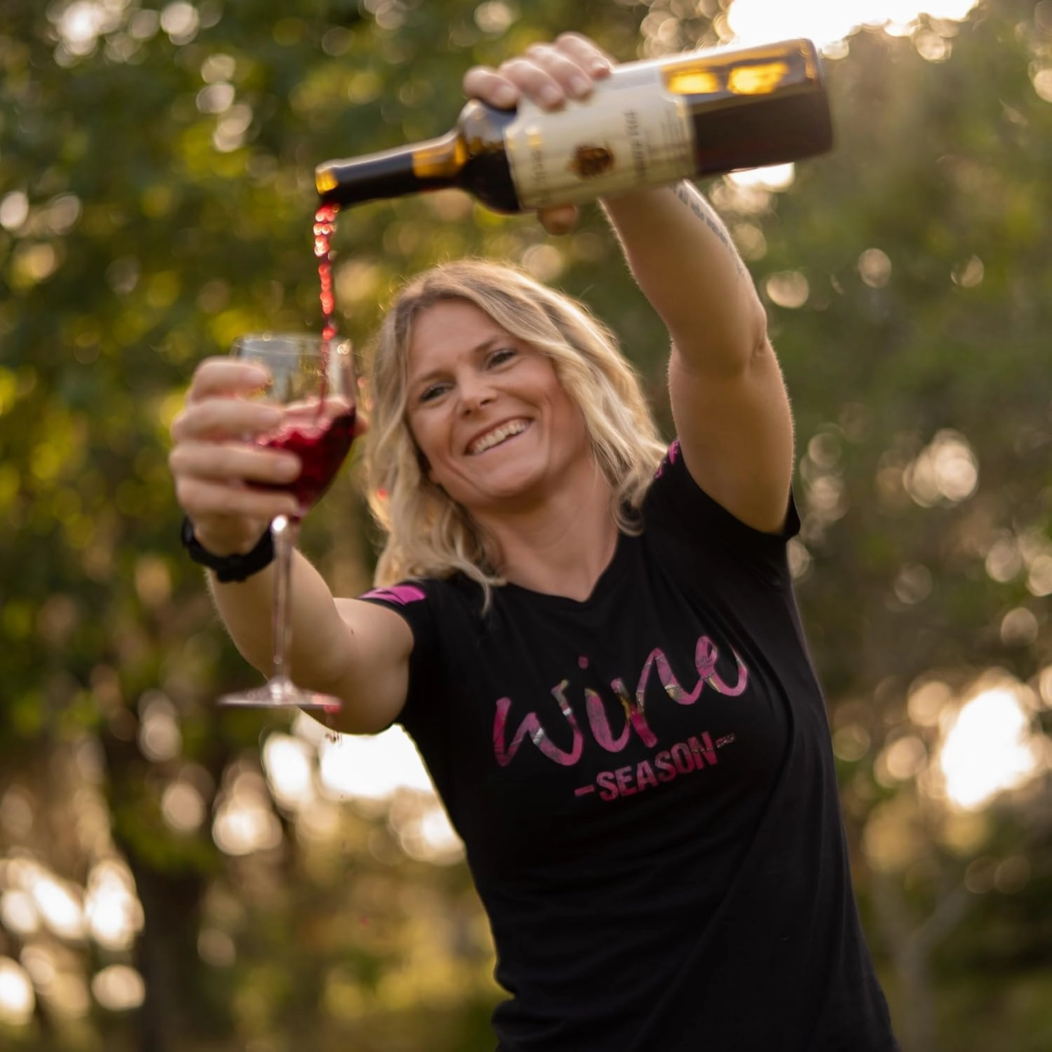 Grunt Style Realtree Xtra Wine Season Women's T-Shirt