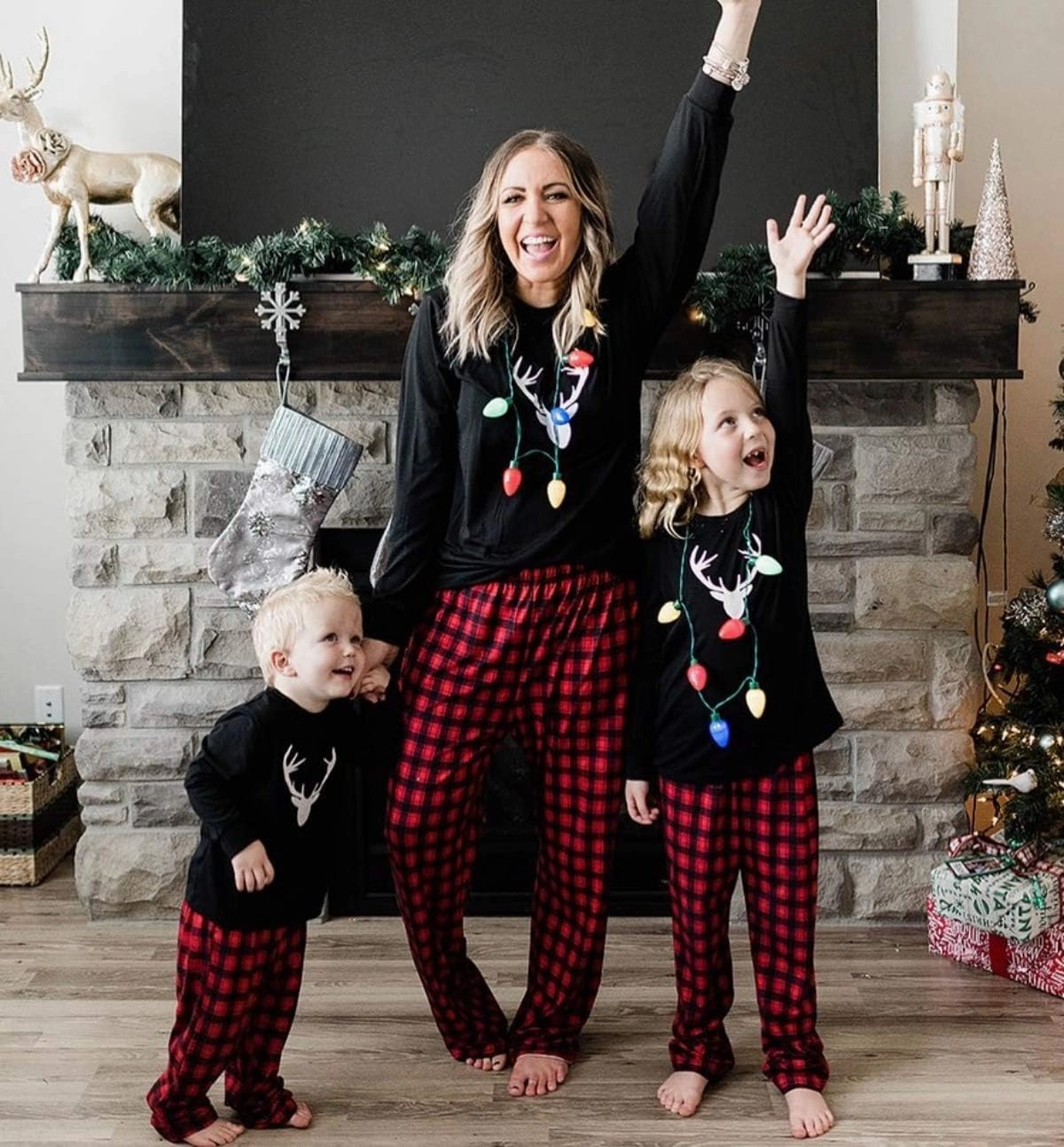 IFFEI Matching Family Pajamas Sets Christmas PJ's Letter Print Top and Plaid Bottom Sleepwear Jammies with Pockets