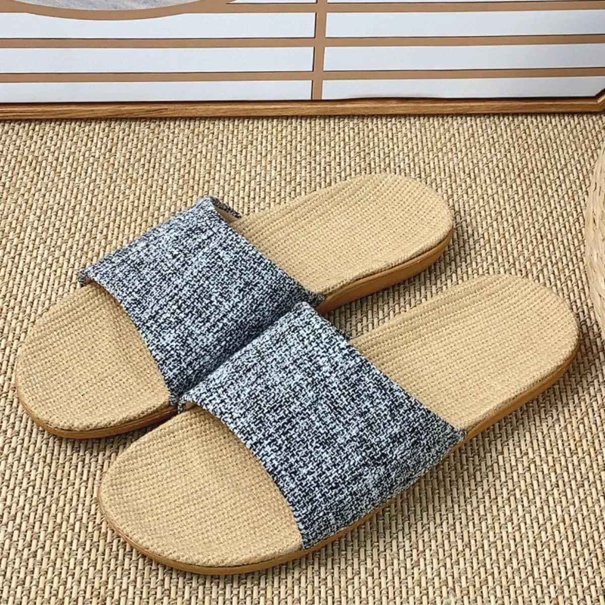 Linen Slippers for Women Men Summer Home Slippers Indoor Soft Sole Anti-Slip and Wear-Resistant Couple Slippers Open Toe Breathable House Shoes