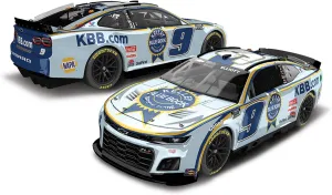 Lionel Racing Chase Elliott 2024 Kelley Blue Book 1:24 Scale ARC Diecast Car