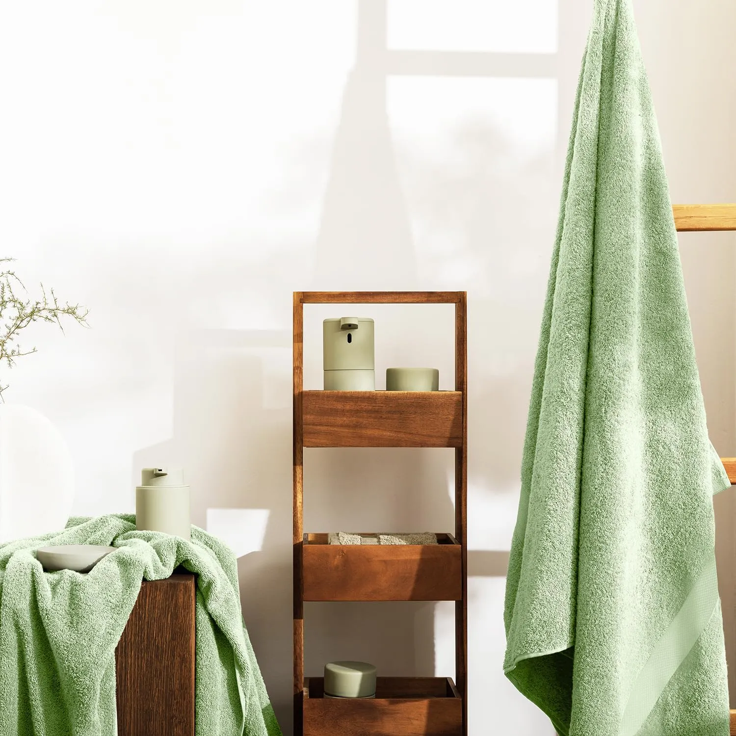 Oakias Premium Towel Set 600 GSM 6 Piece Green - 100% Ring Spun Cotton Highly Absorbent Towels Set - Super Soft Bathroom Towel Set - Hotel Quality Double Stitched Hem - Ideal for Hotels, Spa, Gyms