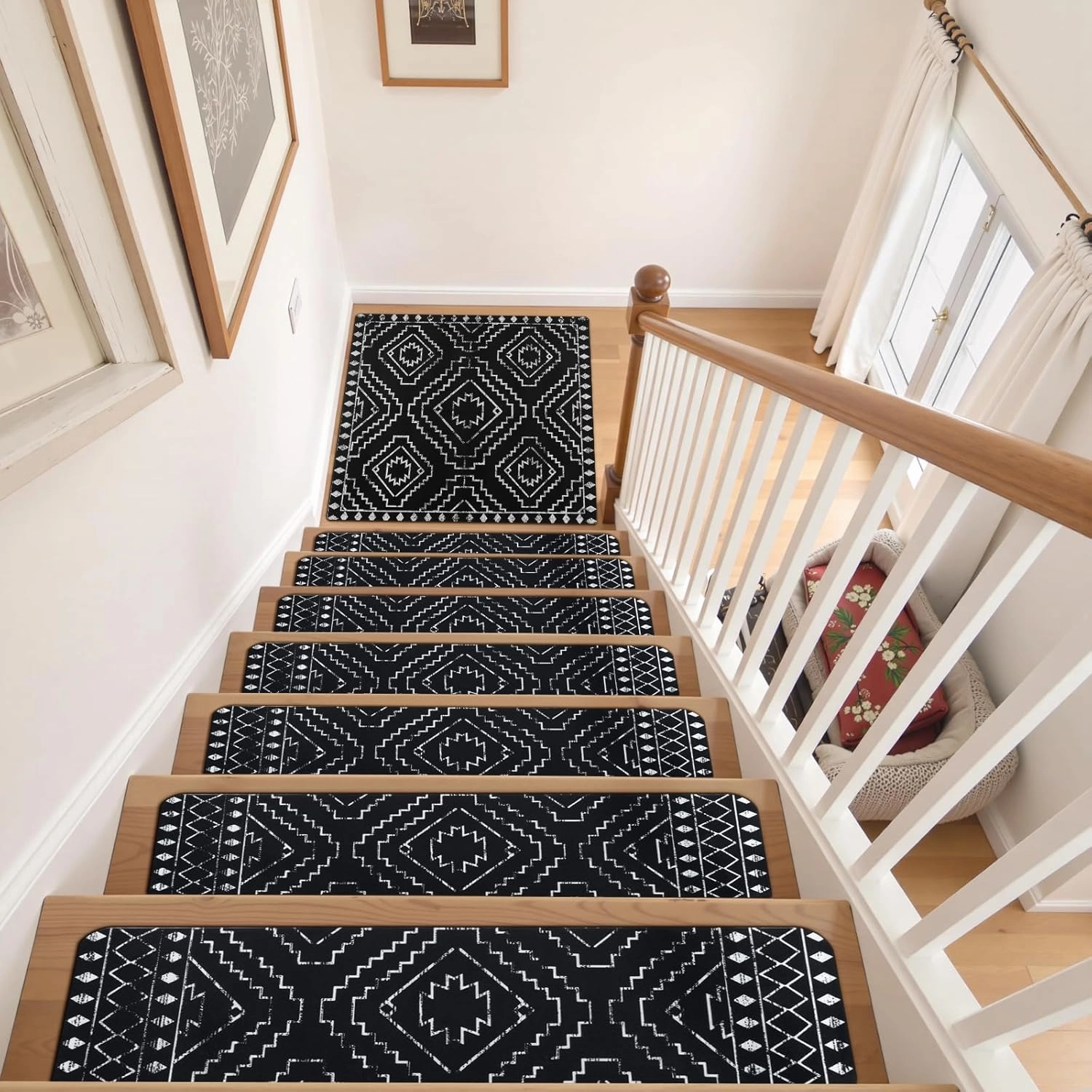 OJIA Stair Treads Non-Slip Matching Mat for Wooden Steps, Square Capet Stair Treads Rubber Backing Stair Runner Anti-Slip Stair Landing Mat 32x32 Inch Stair Rugs