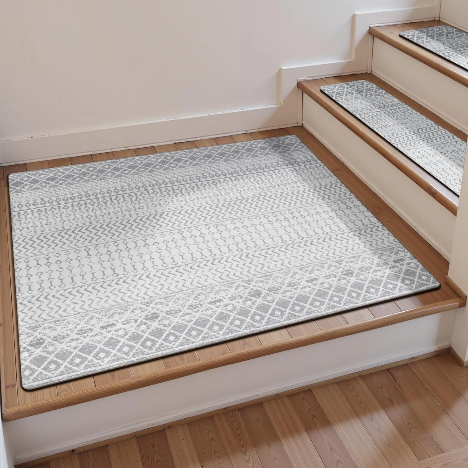 OJIA Stair Treads Non-Slip Matching Mat for Wooden Steps, Square Capet Stair Treads Rubber Backing Stair Runner Anti-Slip Stair Landing Mat 32x32 Inch Stair Rugs