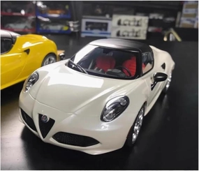 Sports car Metal Model Diecast Scale 1/18 for 4C Spider Car Model Simulation Vehicle Model Toys Collection Decoration Display for Home Décor(White)