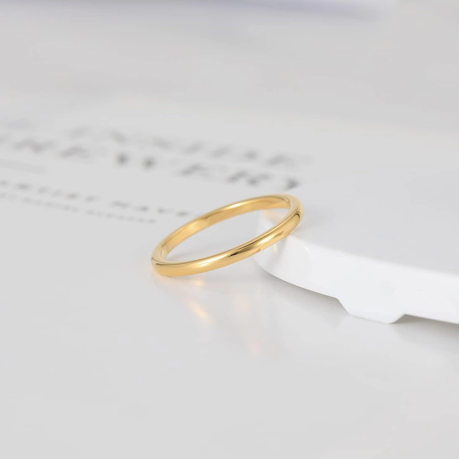 TRUMIUM 2mm 4mm 6mm 8mm Tungsten Wedding Band Ring for Men Women Gold/Rose Gold/Silver Domed High Polish Comfort Fit 4-15