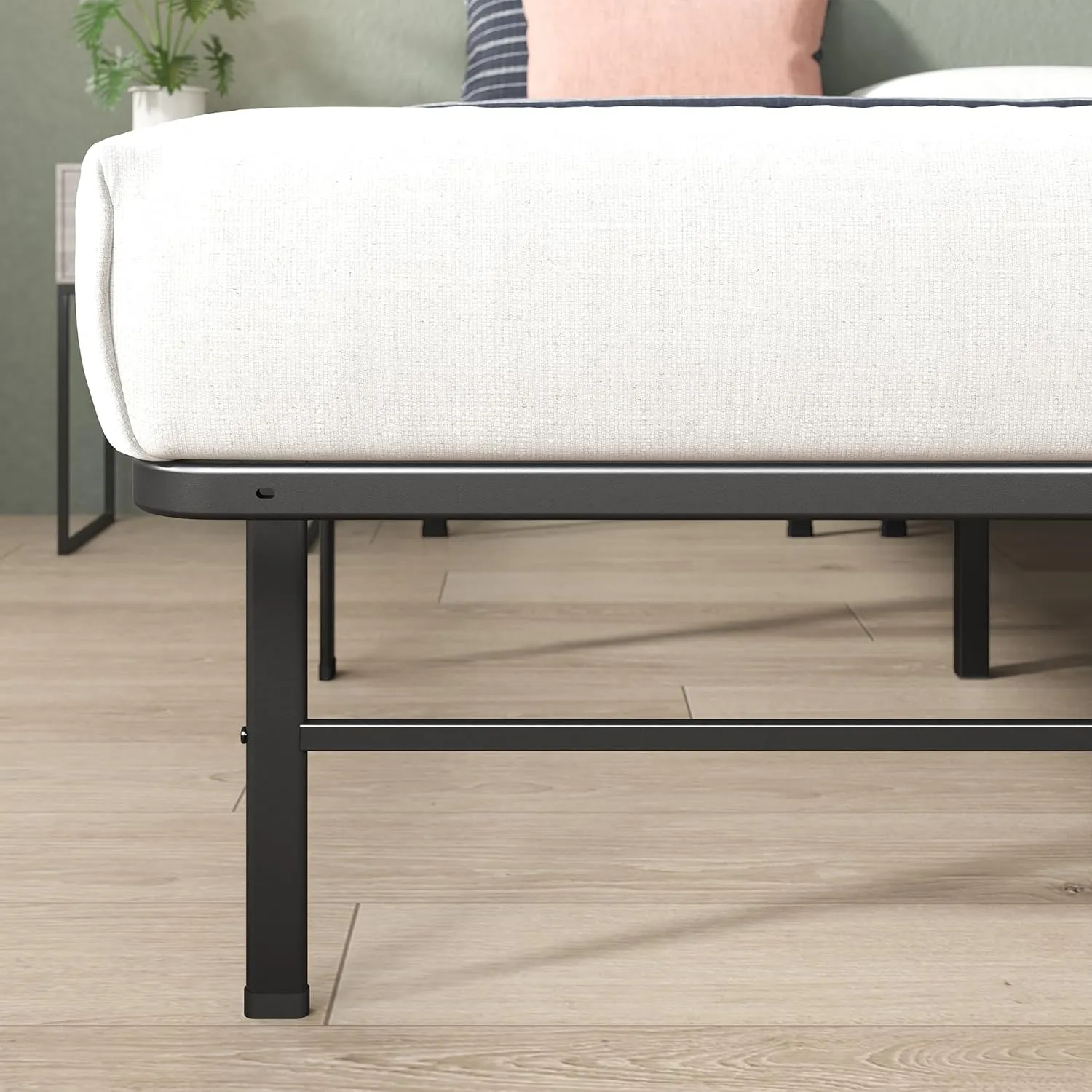 ZINUS Rumi 14in Full Metal Bed Frame, Quick Assembly SmartBase® Mattress Foundation, Heavy Duty Sturdy Steel with No Box Spring Needed, Eco-Friendly Packaging, Black